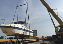 北京機(jī)床搬遷搬運(yùn)在進(jìn)行游艇吊裝運(yùn)輸